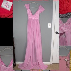 Pink maternity dress
